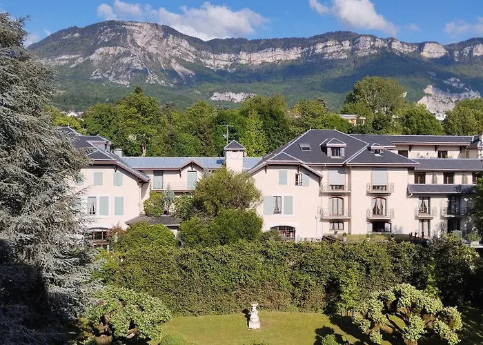 Апартаменты Le Splendide Cosy Экс-ле-Бен